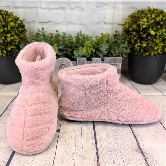 Muk Luks Cozy Plush Bootie Slippers - Soft Pink - Picture 1 of 10